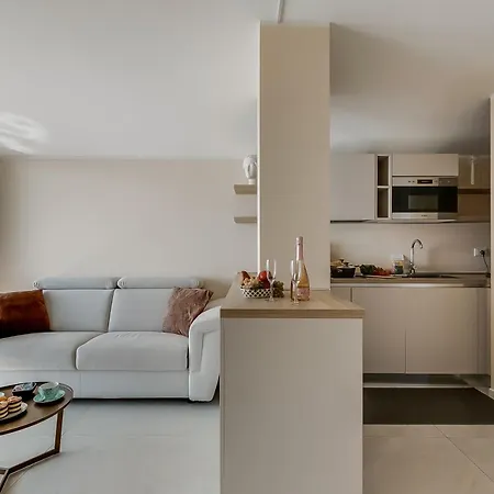 Mercurio Apartment *